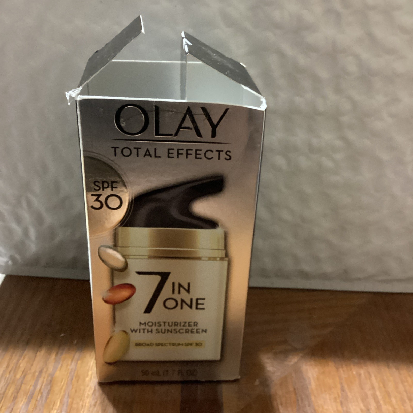 Olay Total Effects 7 In One Face Moisturizer Cream Sunscreen Spf 30 Exp6/26 Dam