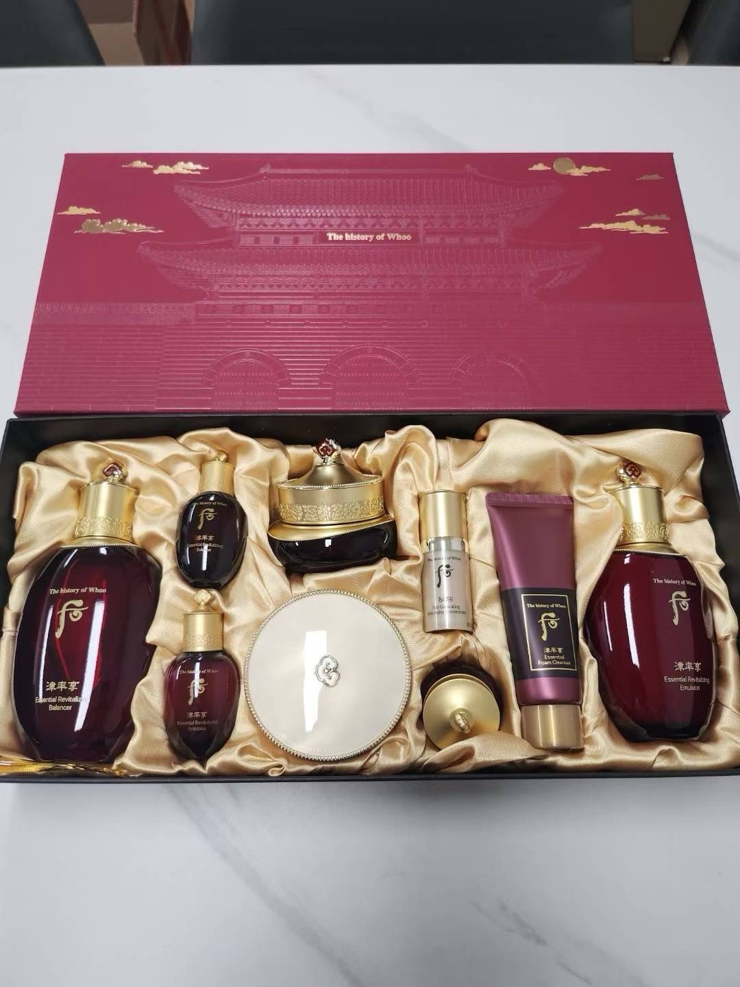 The history of Whoo Jinyulhyang Special 4pcs Set 9 Items Anti Aging K-Beauty