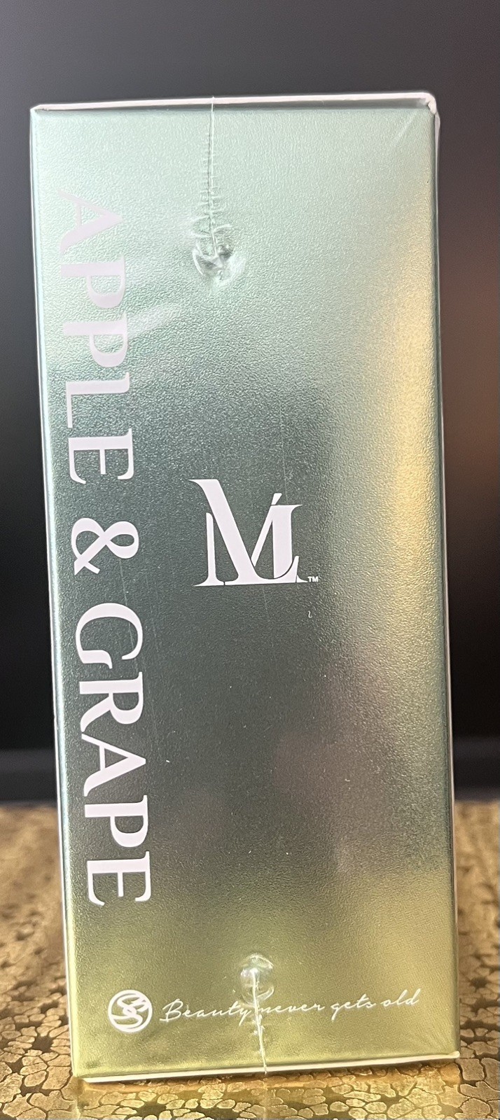 Latoua Mille Age-Defying Apple & Grape Extract Serum NIB Sealed
