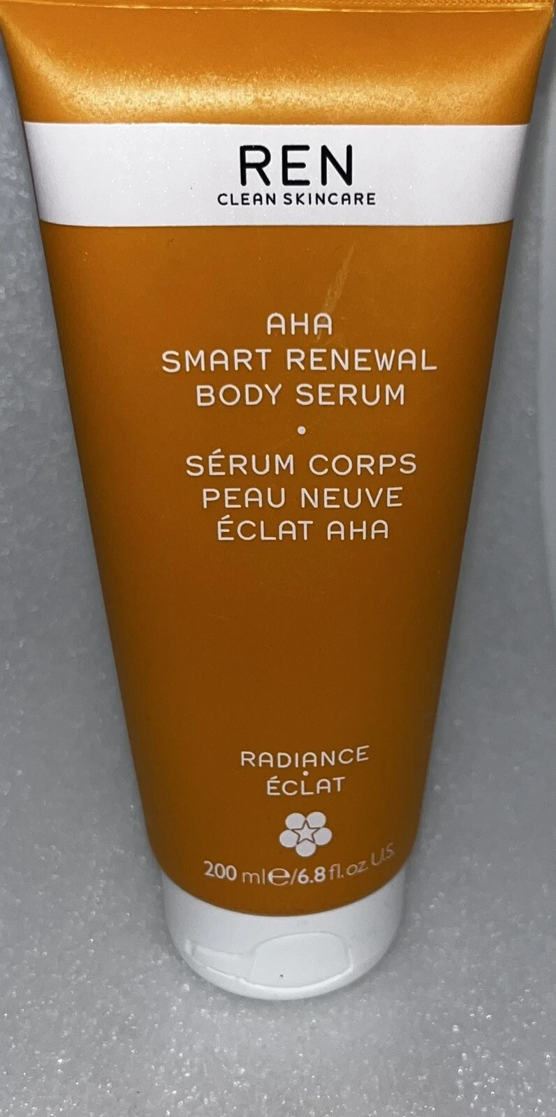 REN Clean Skincare AHA Smart Renewal Body Serum – 6.8 fl oz (200 ml)