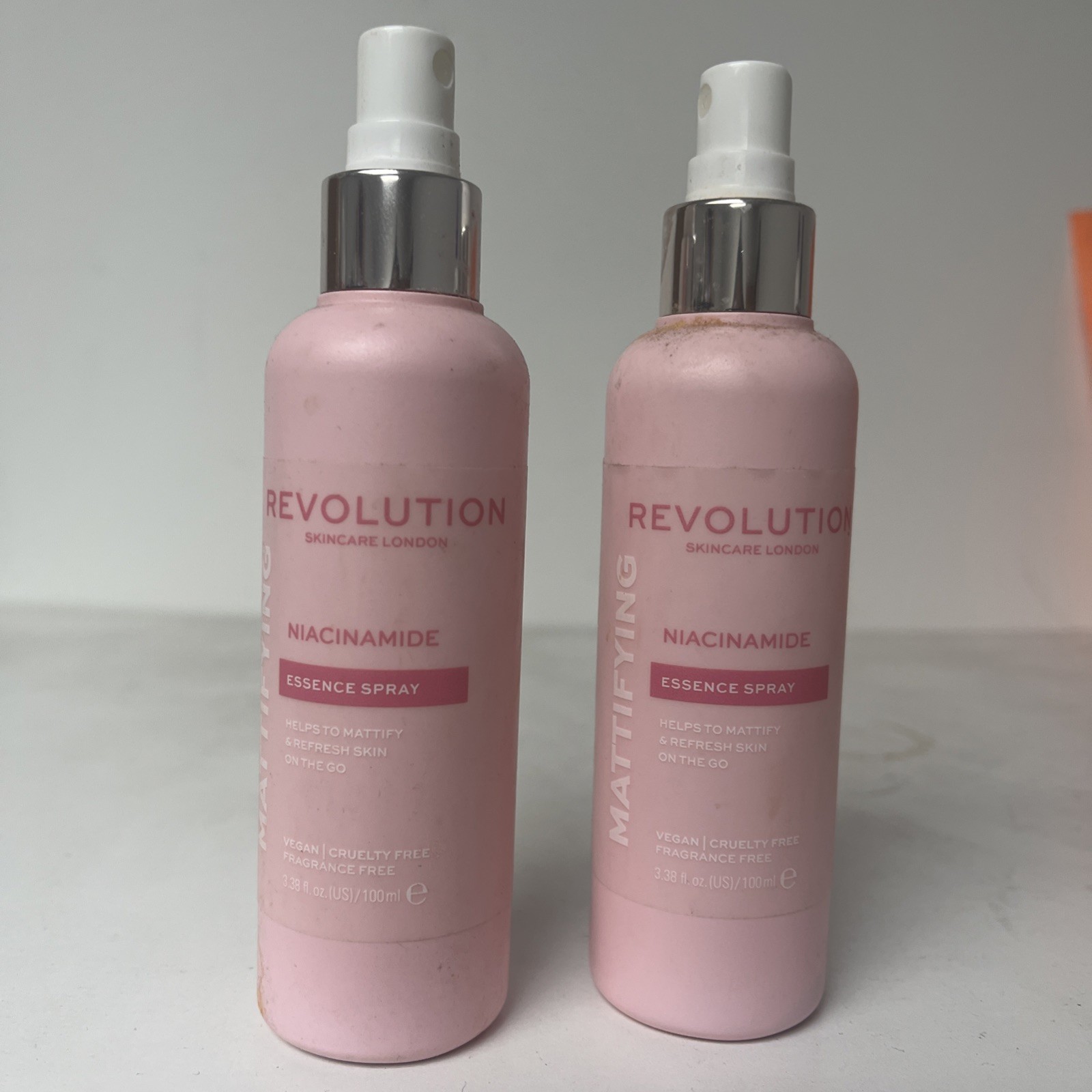 REVOLUTION Skincare Niacinamide Mattifying Essence Spray Mattify Refresh 3.38 oz