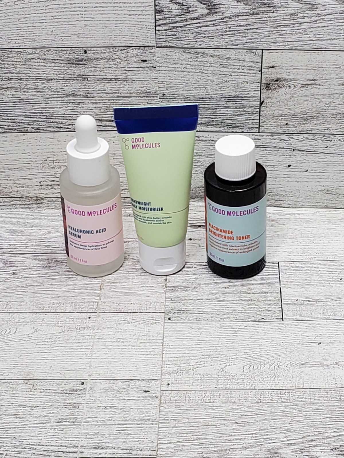 Good Molecules Hyaluronic Acid Serum, Brightening Toner, Lightweight Moisturizer