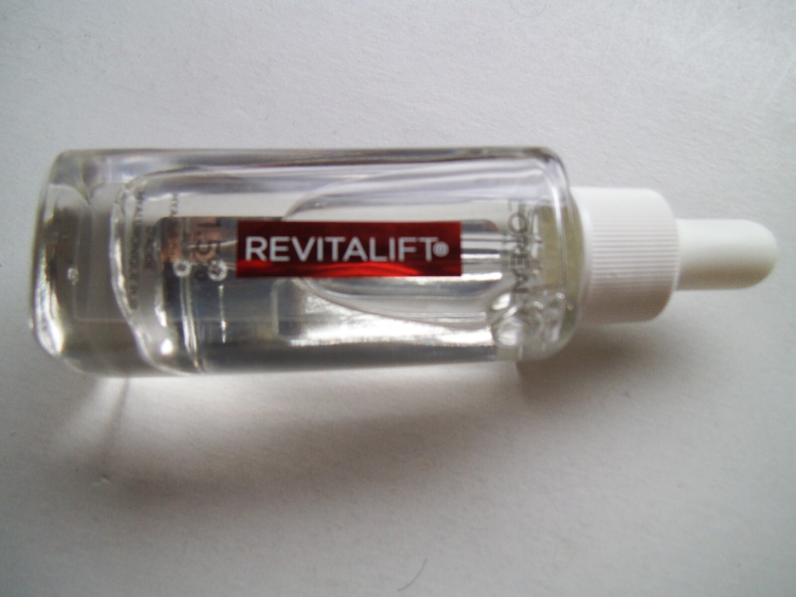 L’Oreal Revitalift Derm Intensives Hyaluronic Acid Face Serum 1 oz / 30 ml NIB