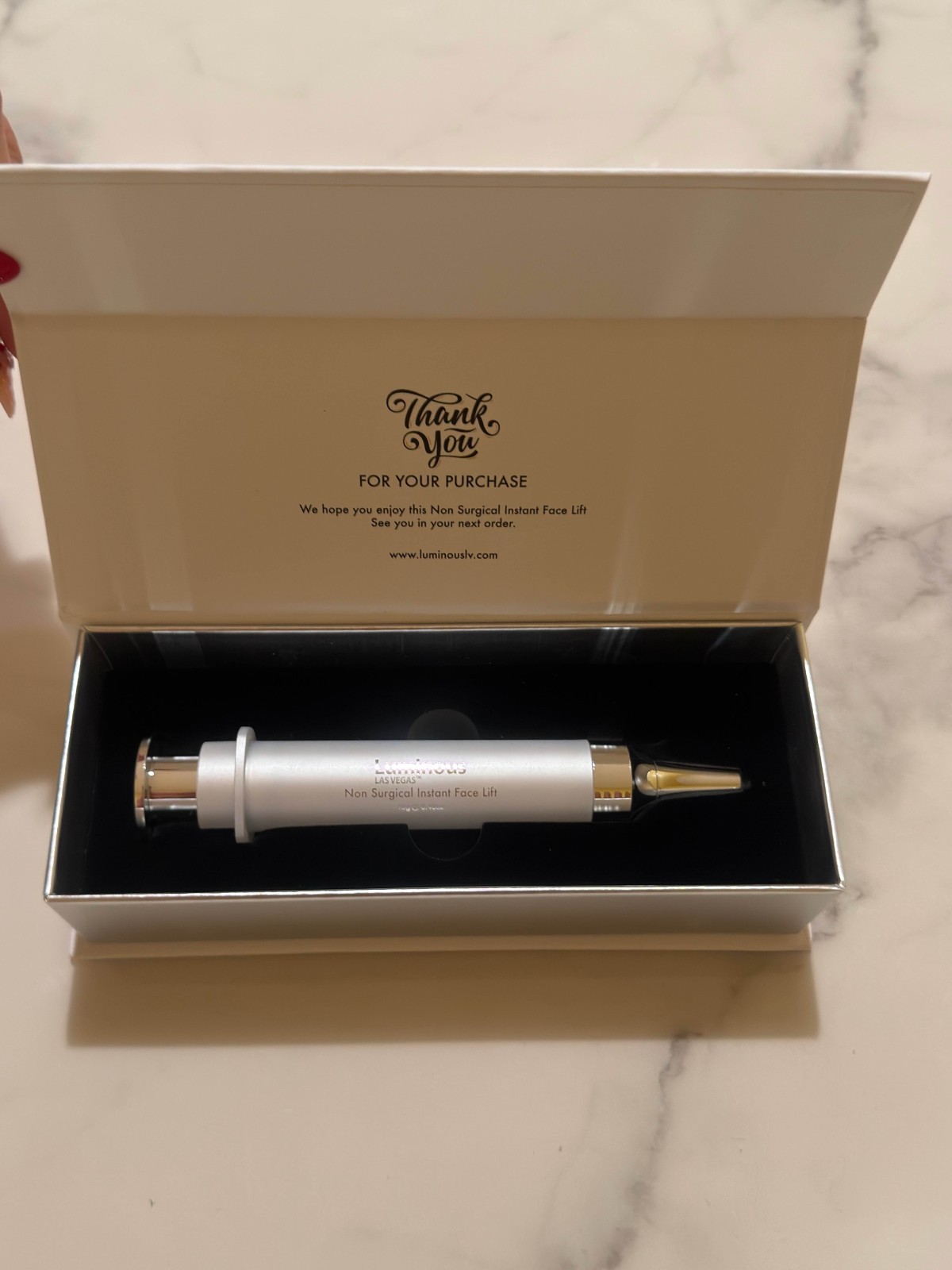Luminous Las Vegas Non-Surgical Instant Face Lift | 13g/0.46 Oz | New In Box