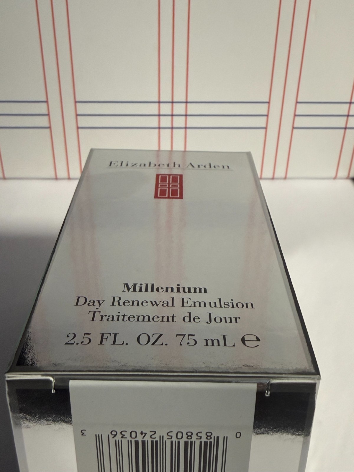 Elizabeth Arden Millenium Day Renewal Emulsin, 2.5 oz / 75ml New in a Box