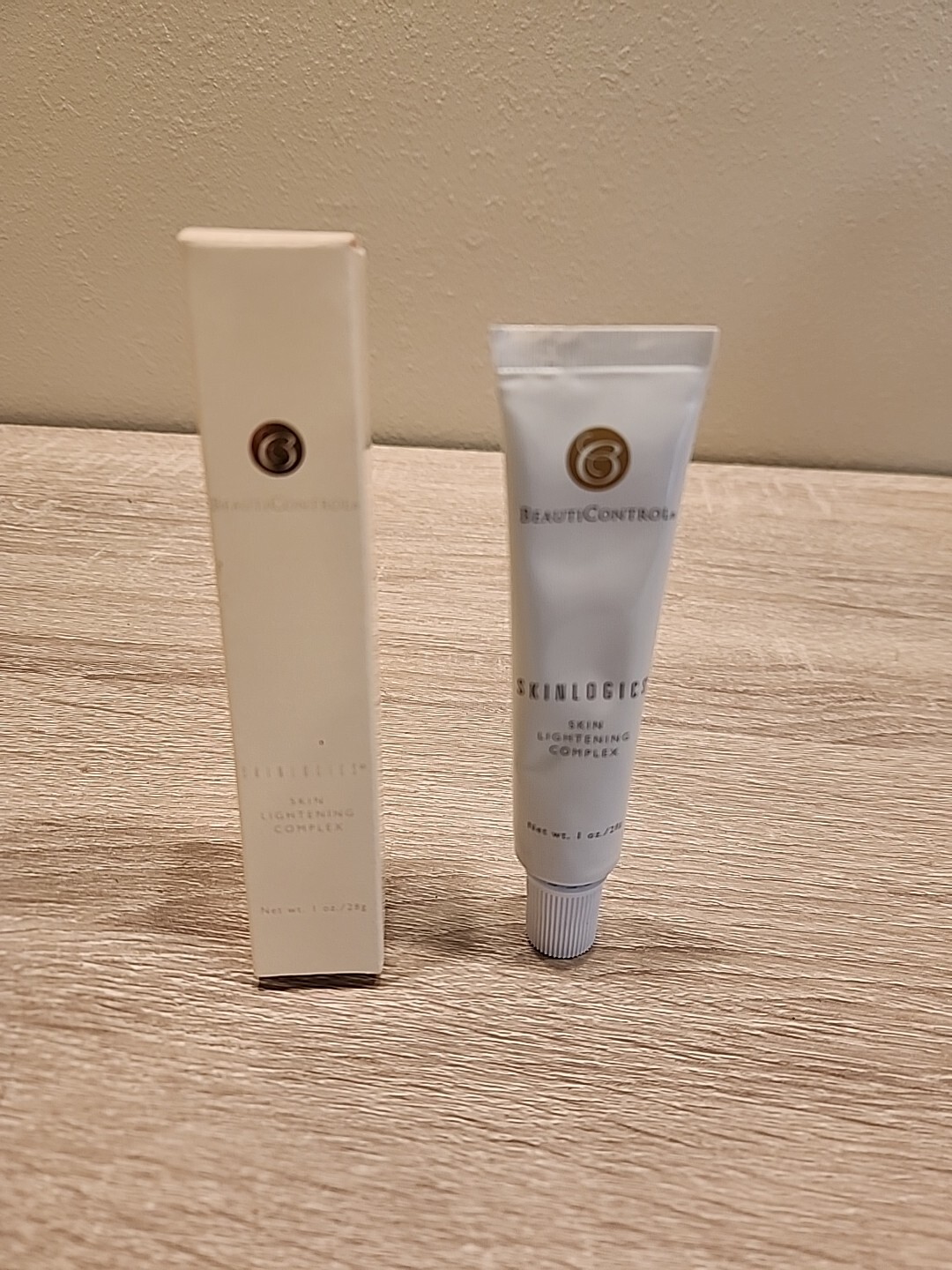 New in Box BeautiControl Skinlogics Skin Lightening Complex 1 oz Sealed Tube