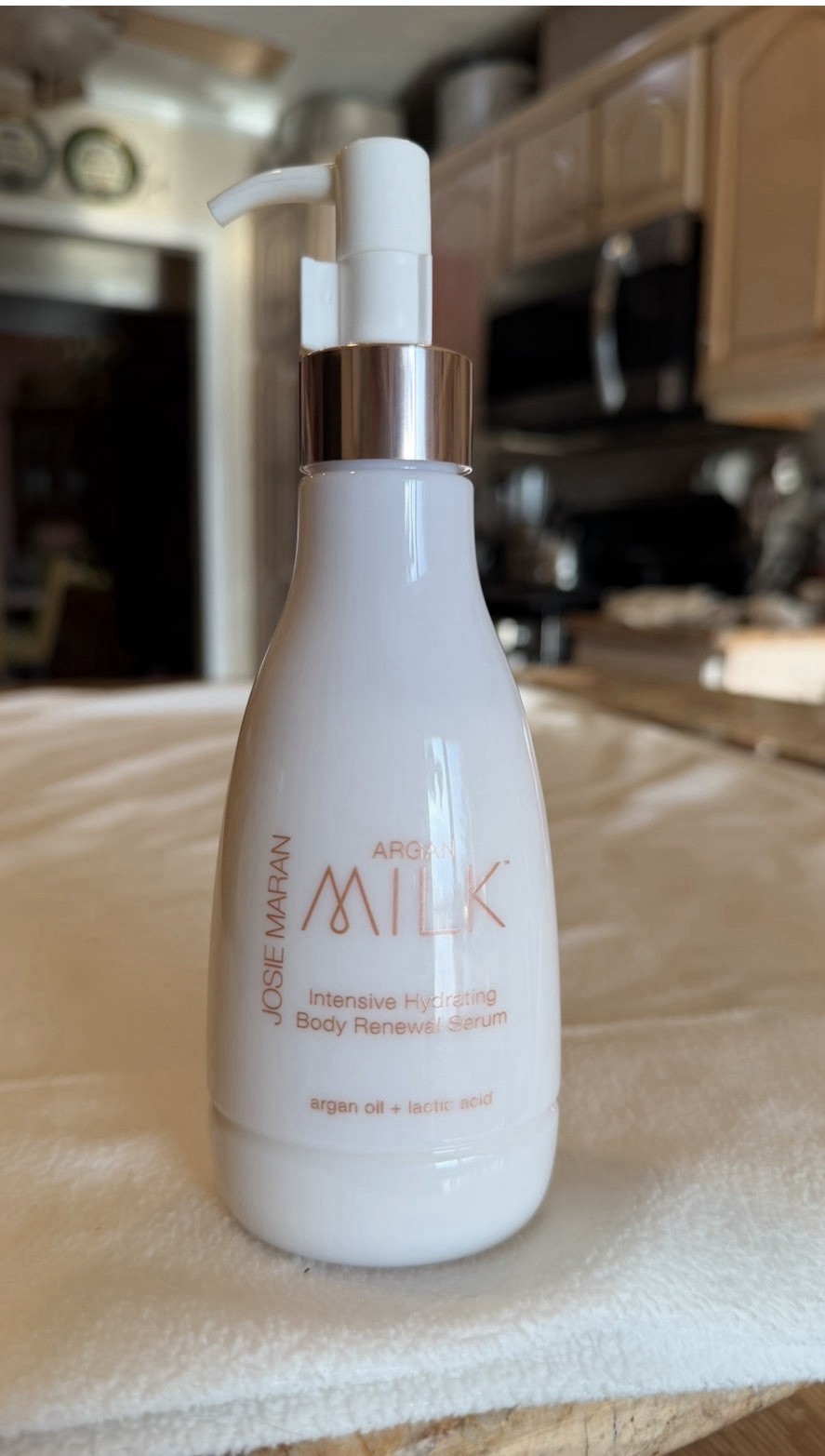 Josie Maran Intensive Hydrating Body Renewal Serum, UNSCENTED, 20 fl oz