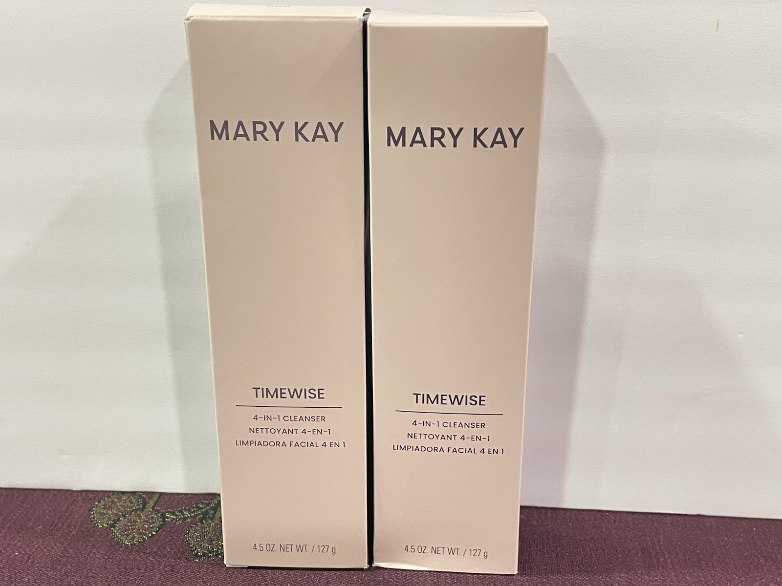 2 MARY KAY 4-IN-1 CLEANSER W/TIMEWISE 3D COMPLEX/217404/COMBINATION TO OILY Skin