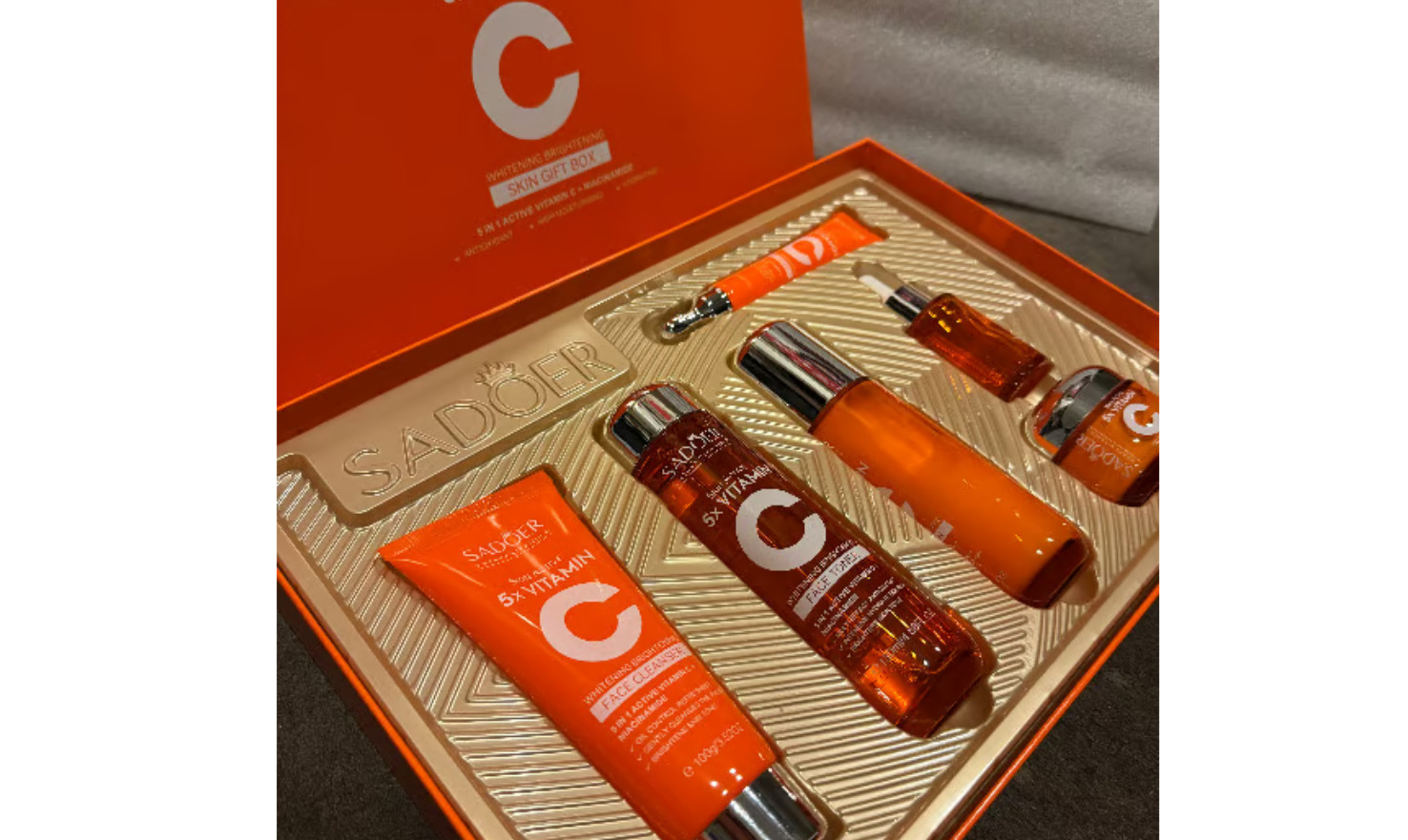 6pcs/Set SADOER Vitamin C Skin Care Sets Face Cream Facial Cleanser Serum Toner